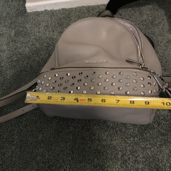 NWOT MICHAEL KORS GRAY backpack - Picture 10 of 11